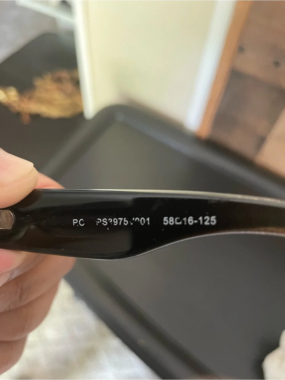 Women’s Fossil Sunglasses Cat 3 Rhinestone (PS3975V001) *Polarized Lens Damage*